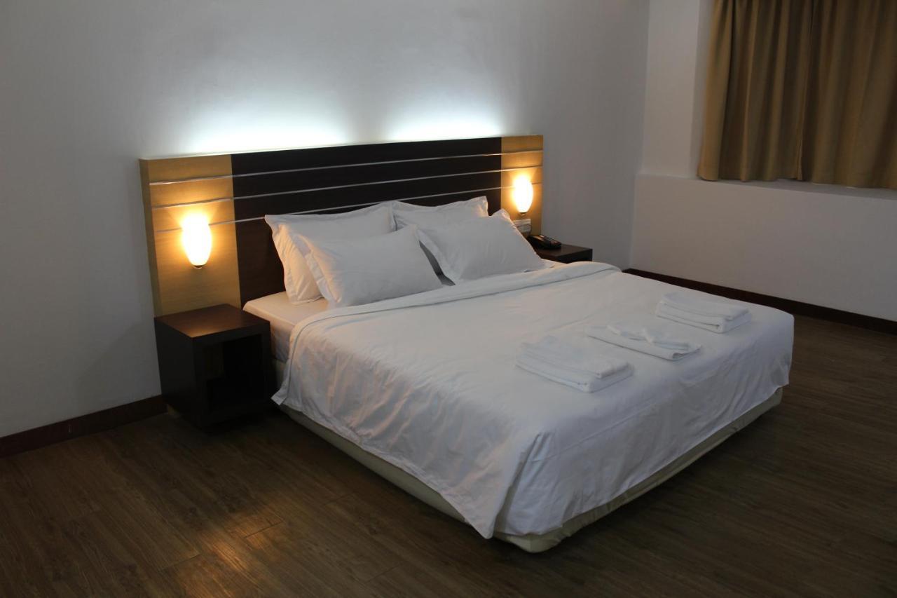 Sara Hotel Labuan Exteriér fotografie