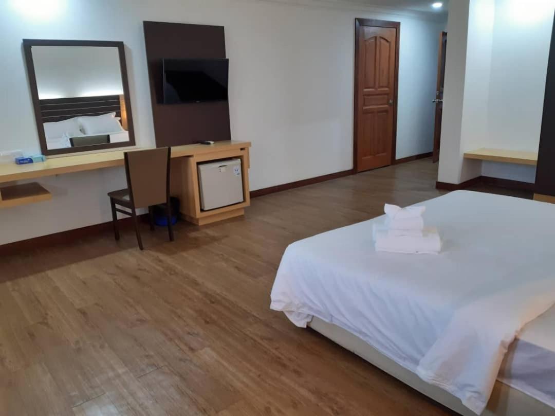 Sara Hotel Labuan Exteriér fotografie